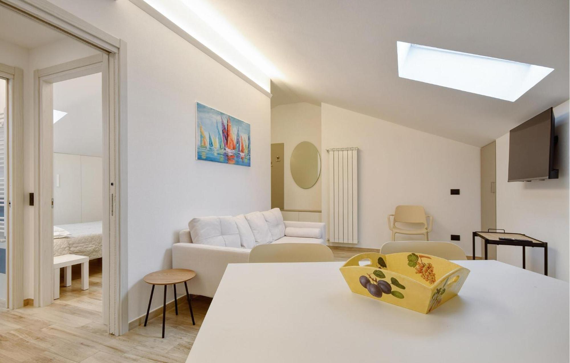 Beautiful Apartment In Moneglia With Kitchen Exteriér fotografie