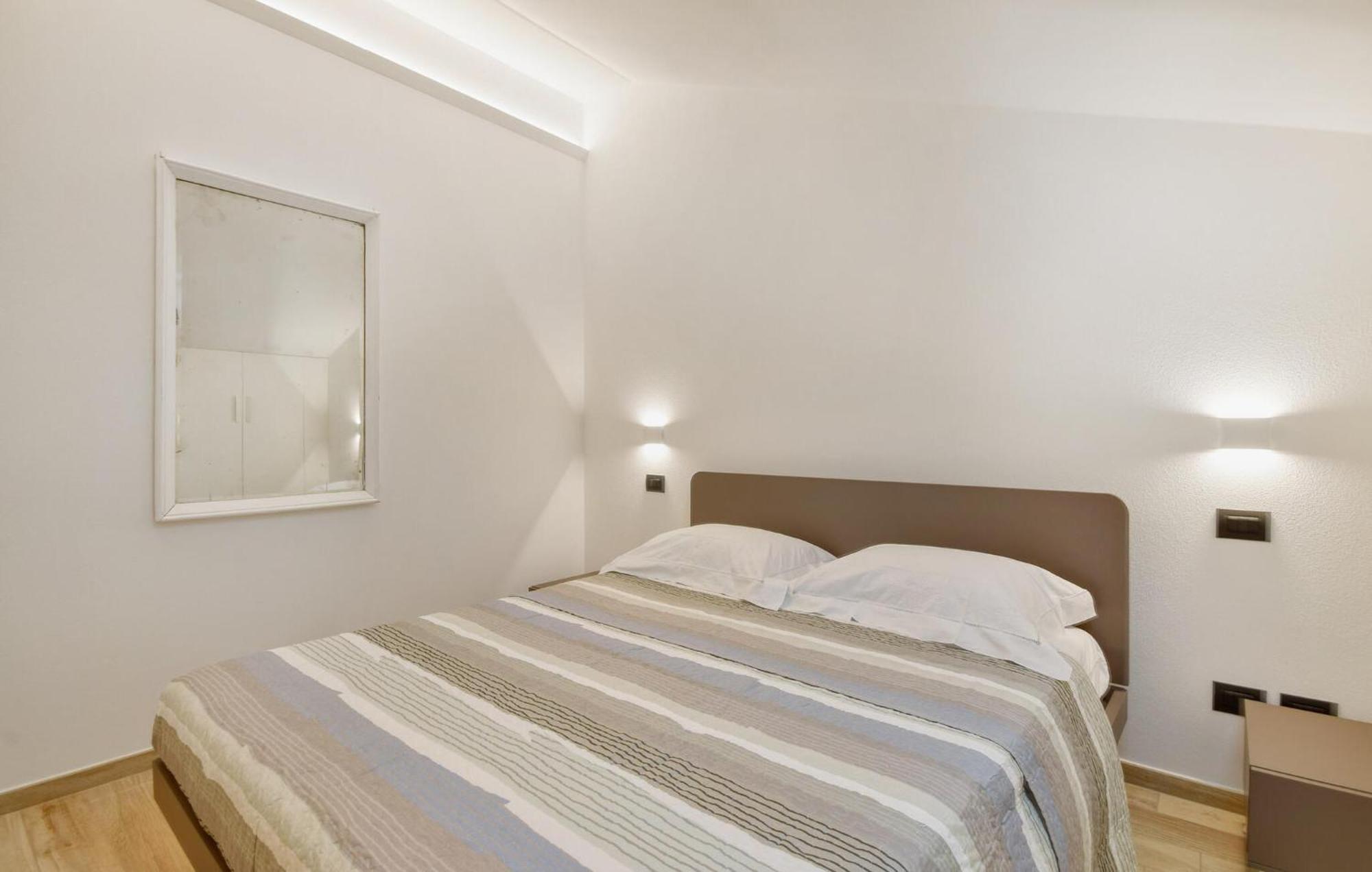Beautiful Apartment In Moneglia With Kitchen Exteriér fotografie